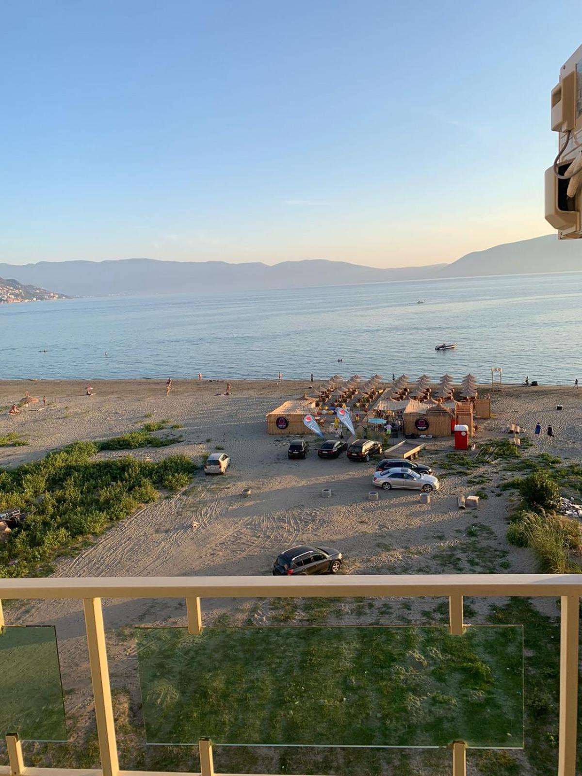 Sea View Vlora Apartment Ngoại thất bức ảnh
